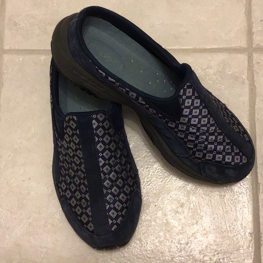 EASY SPIRIT Mules